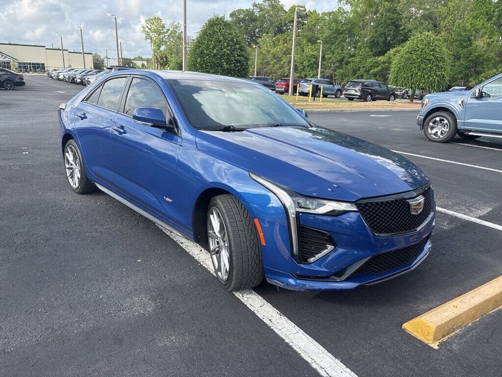 2022 CADILLAC CT4