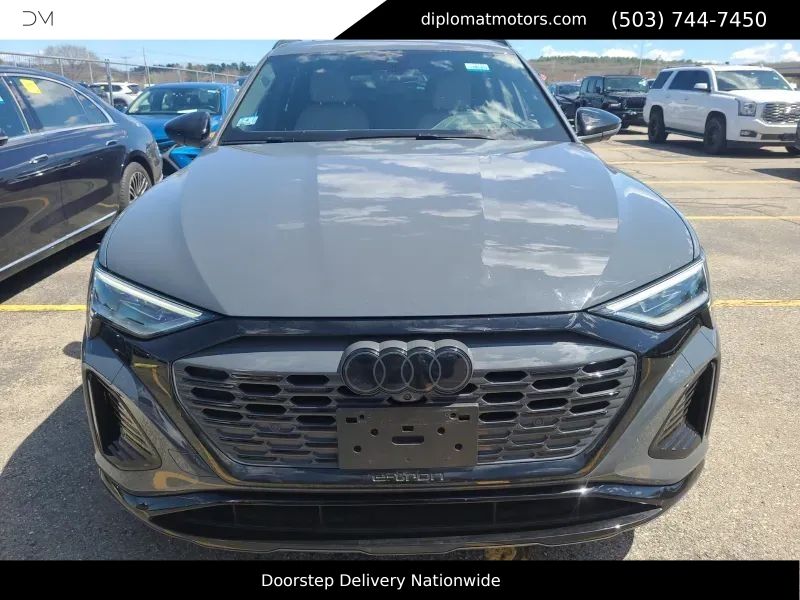 2024 Audi Q8