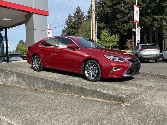 2016 LEXUS ES