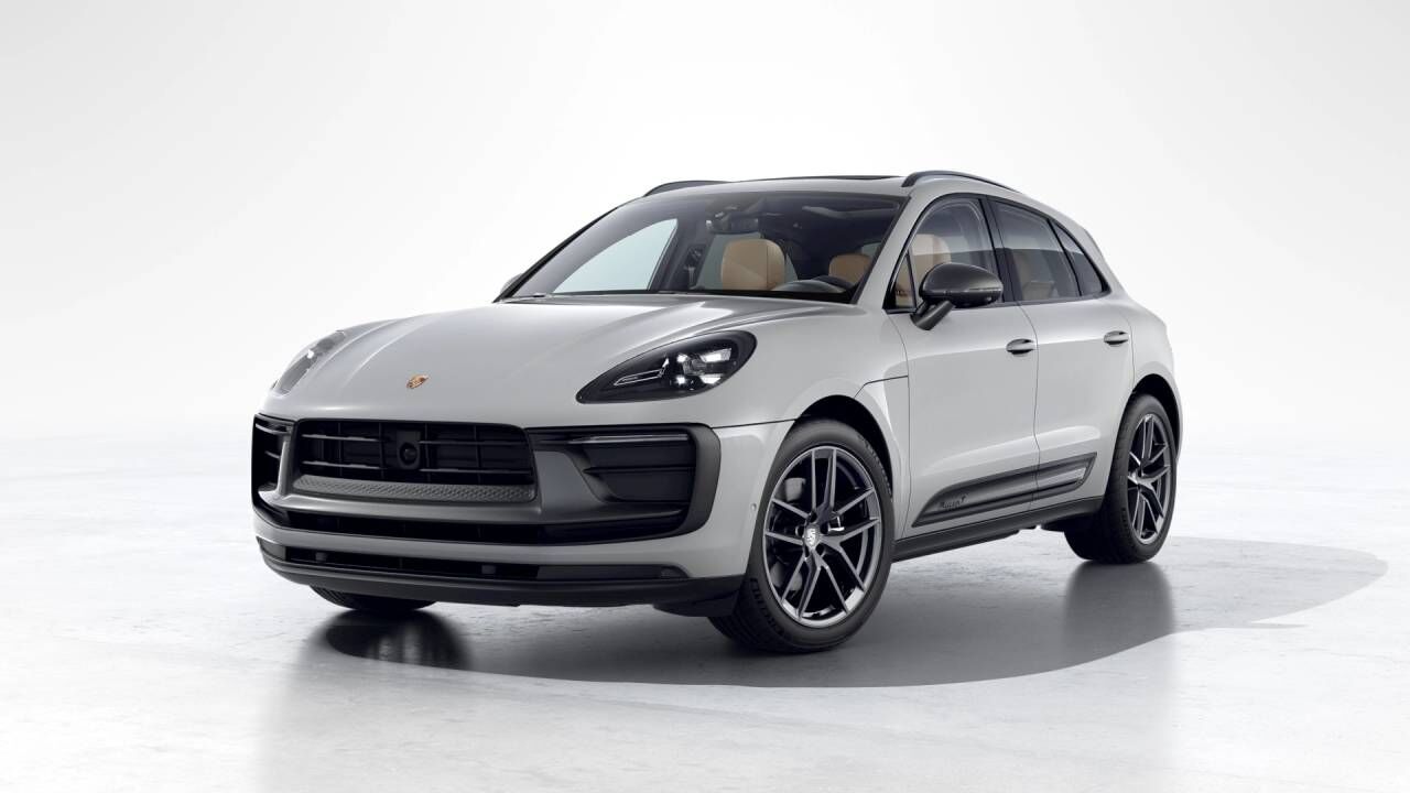 2026 PORSCHE Macan