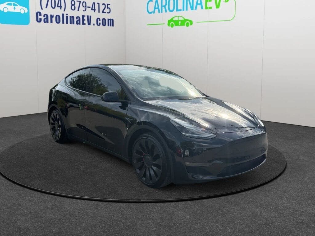 2022 TESLA Model Y