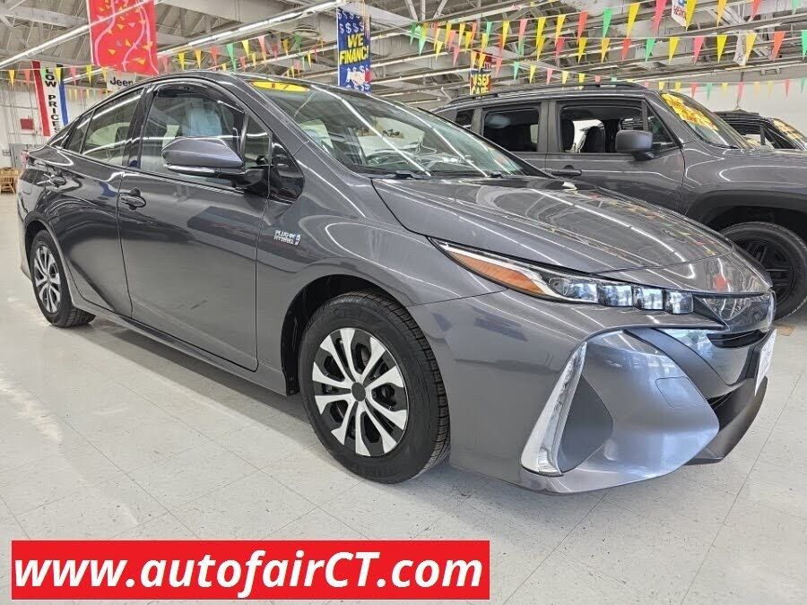 2017 TOYOTA Prius