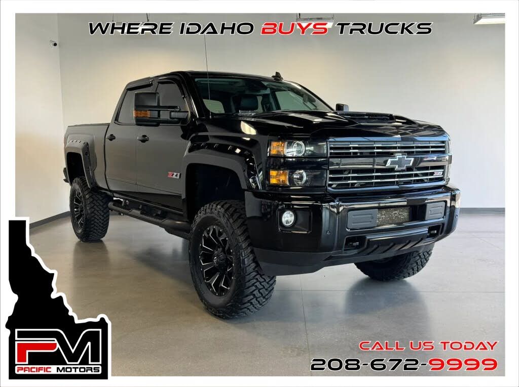 2017 CHEVROLET Silverado