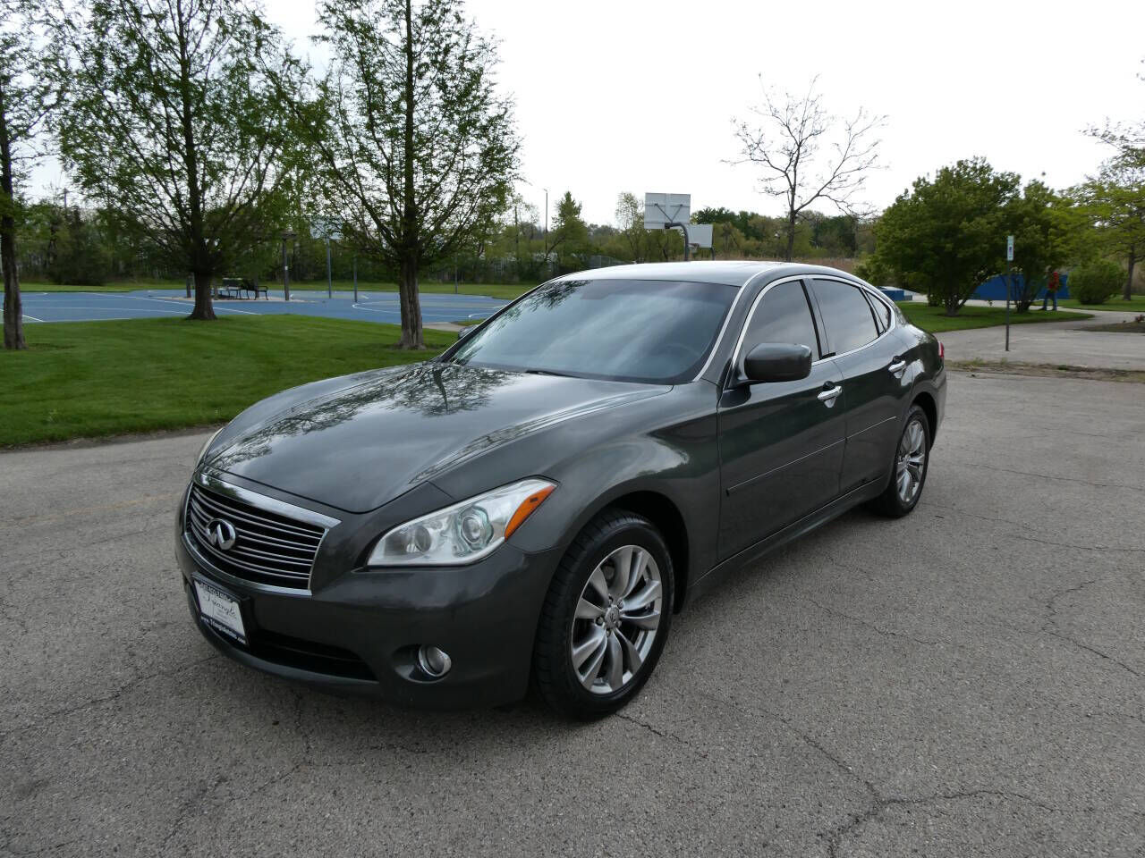 2012 INFINITI M37