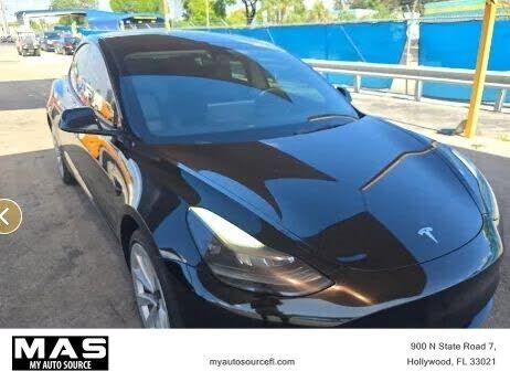 2022 TESLA Model 3