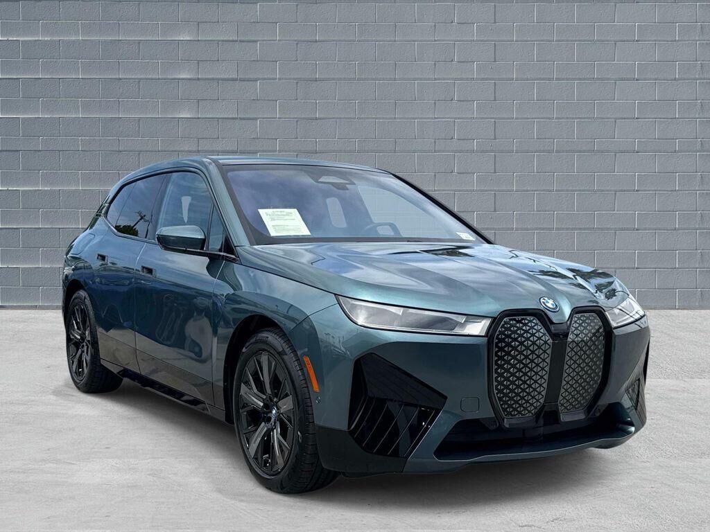 2023 BMW ix