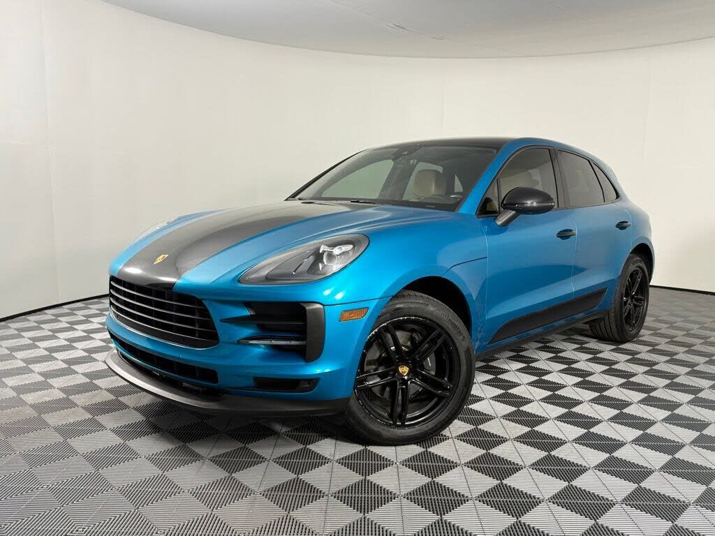 2019 PORSCHE Macan