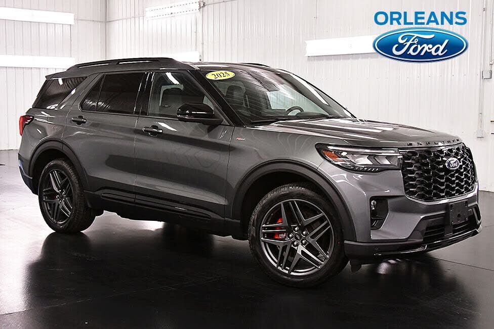 2025 FORD Explorer