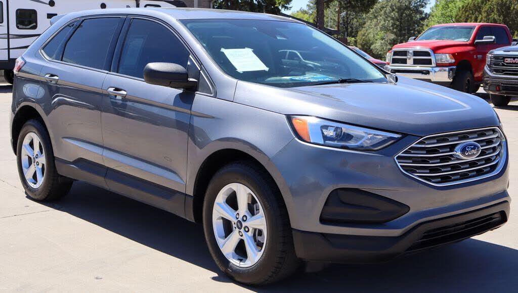 2022 FORD Edge