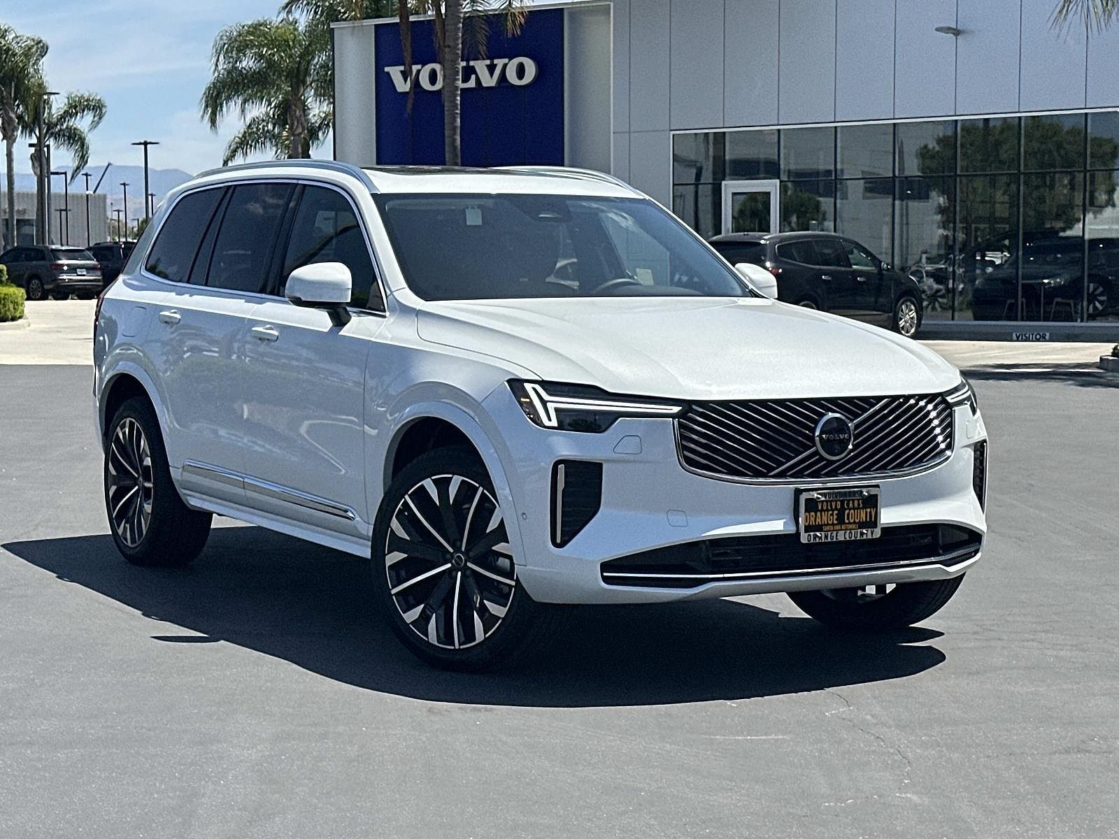 2025 VOLVO XC90
