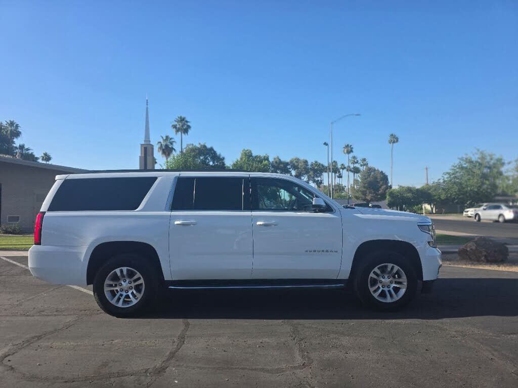 2018 CHEVROLET Suburban
