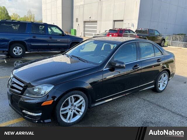 2013 MERCEDES-BENZ C-Class
