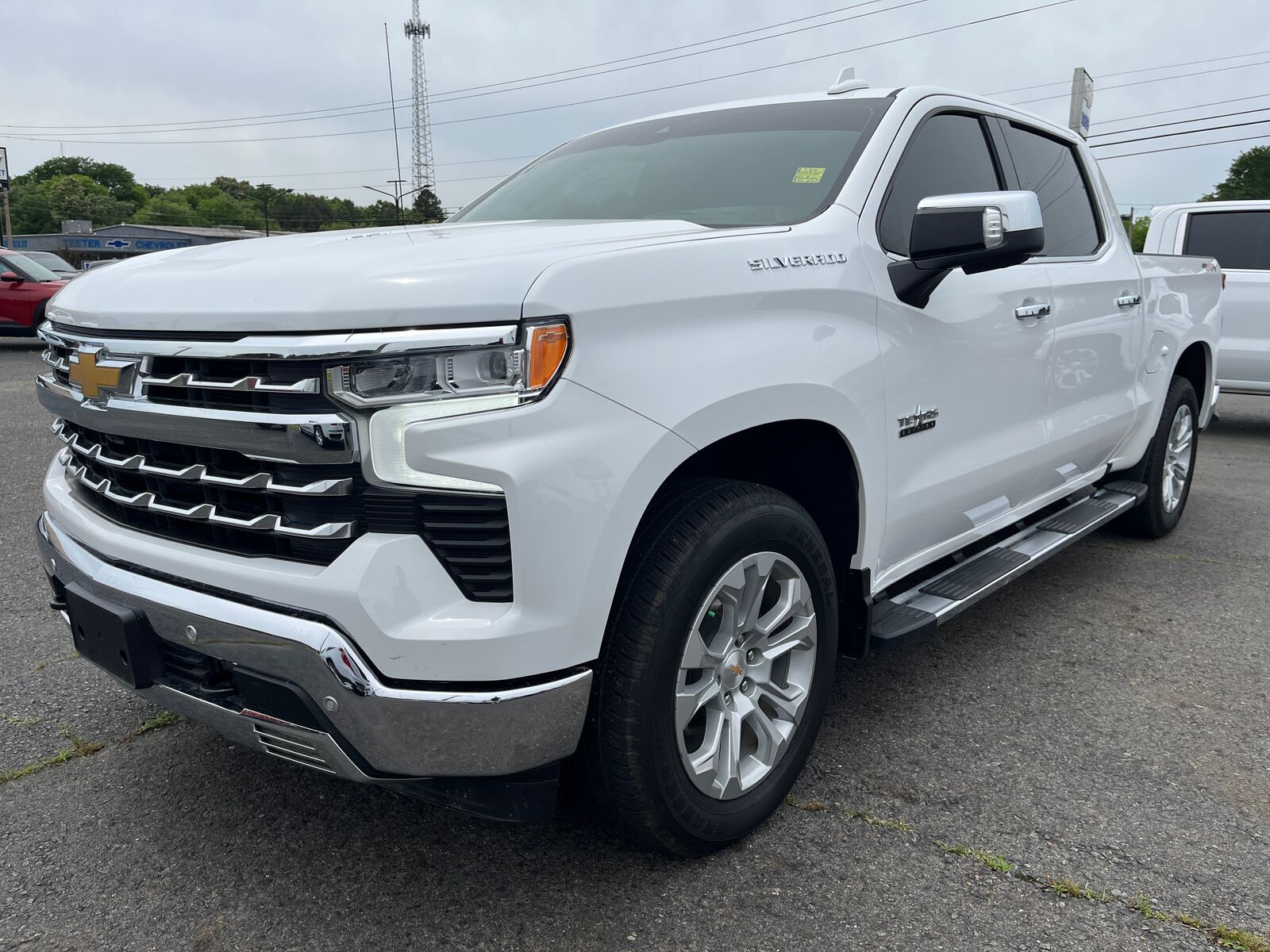 2025 CHEVROLET Silverado