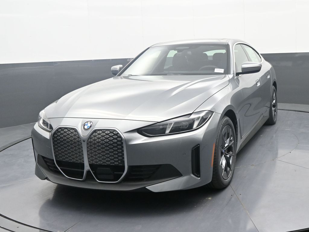 2026 BMW i4