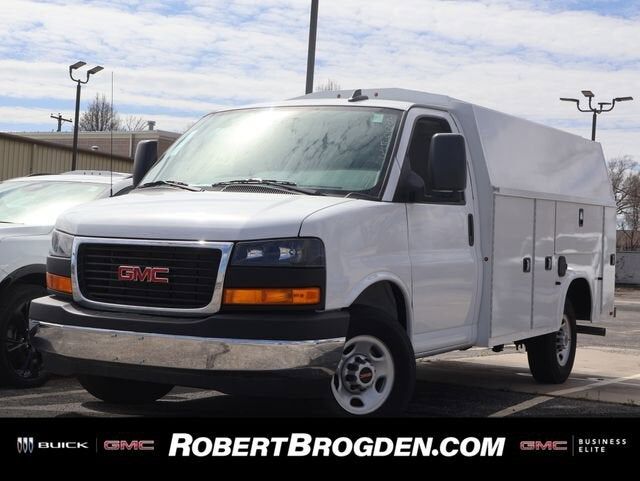 2025 GMC Savana