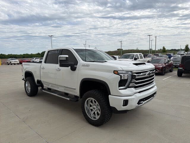 2025 CHEVROLET Silverado HD