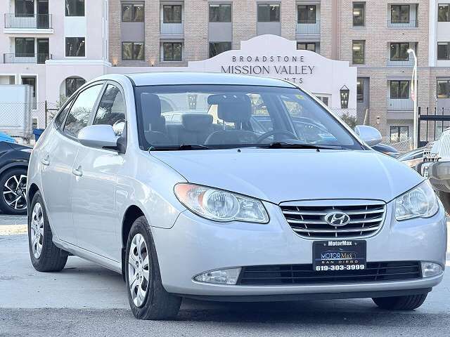 2010 HYUNDAI Elantra