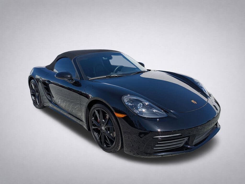 2025 PORSCHE 718