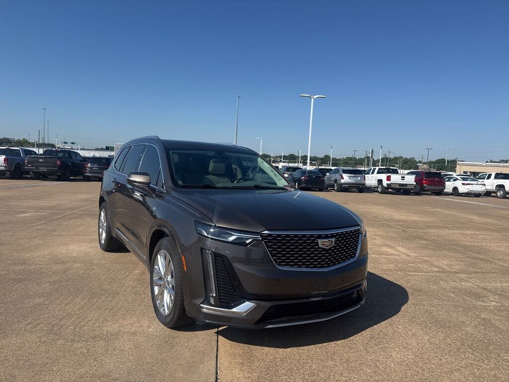 2020 CADILLAC XT6