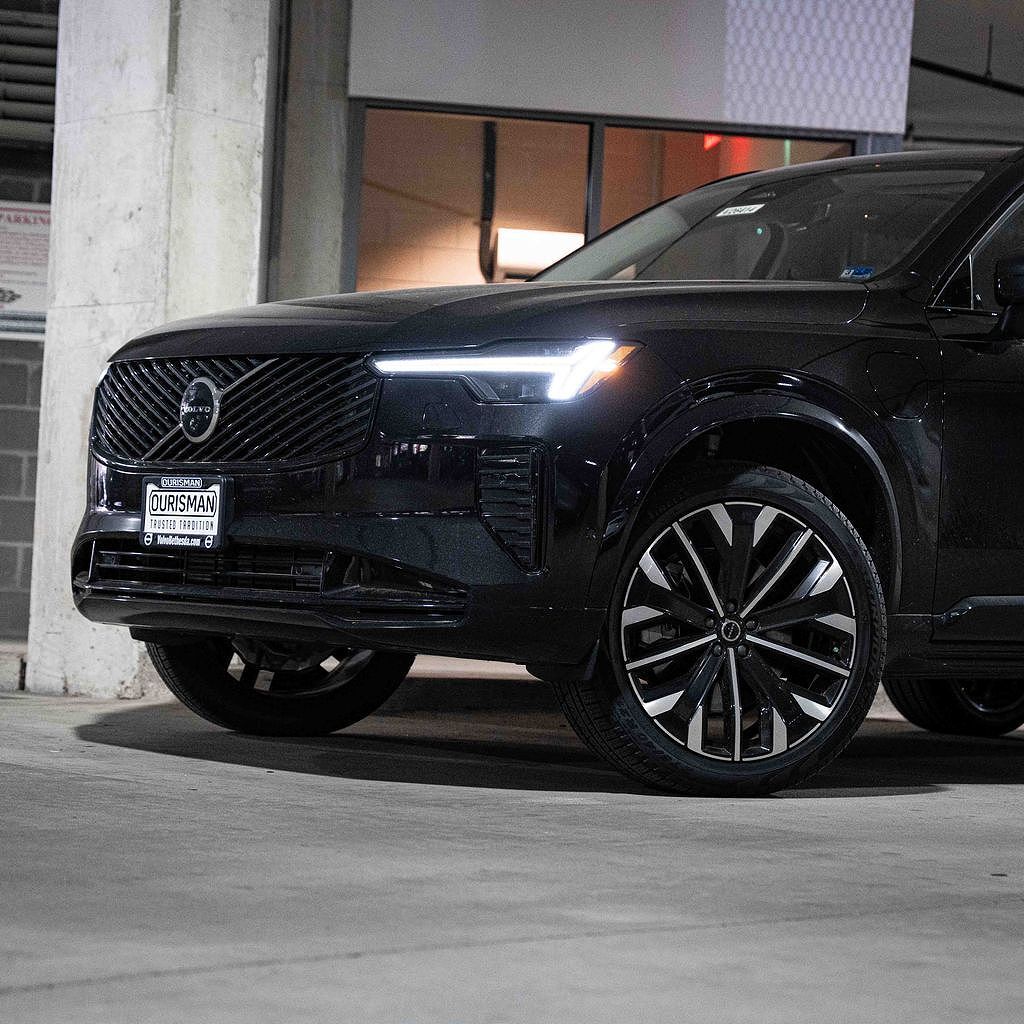 2026 VOLVO XC90