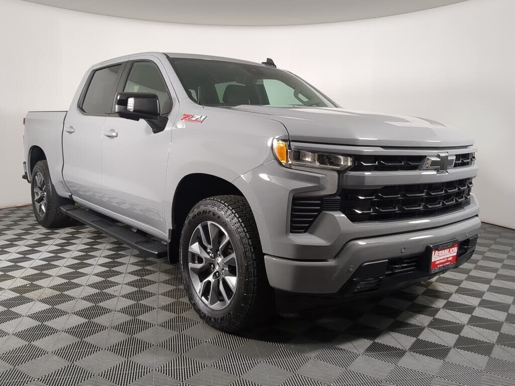 2024 CHEVROLET Silverado