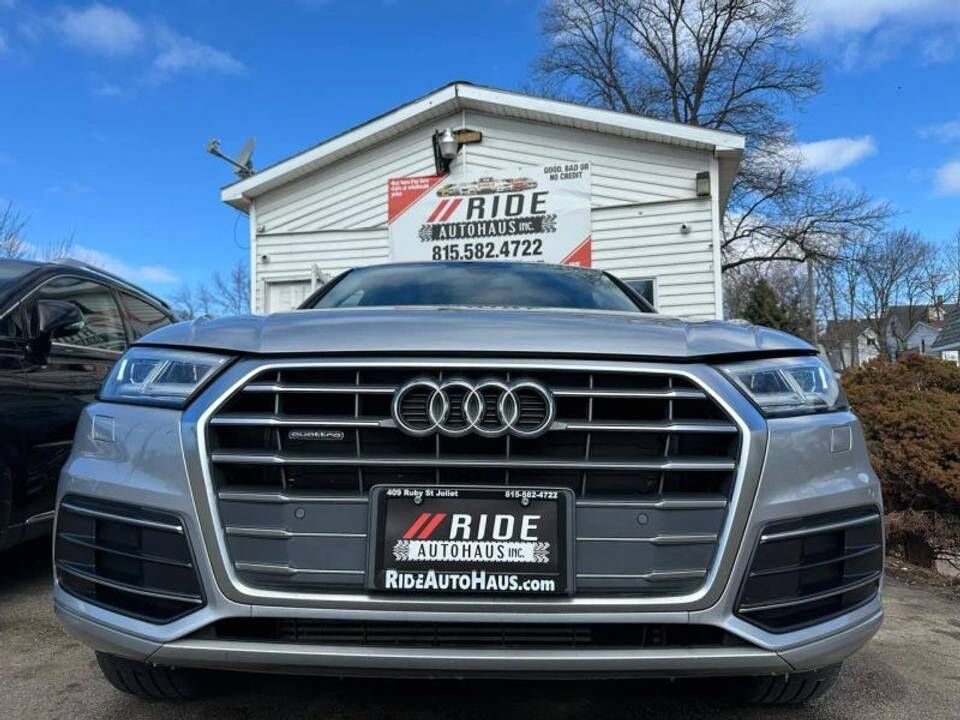 2018 AUDI Q5