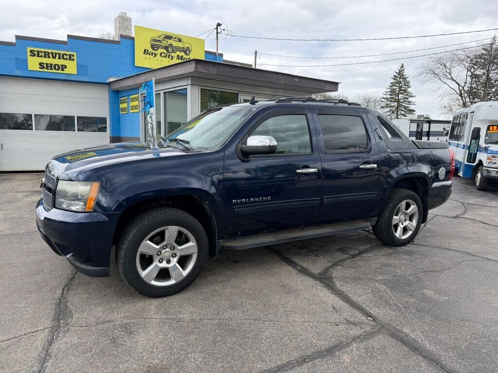 2011 CHEVROLET Avalanche