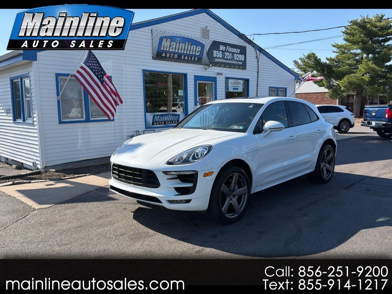 2015 PORSCHE Macan
