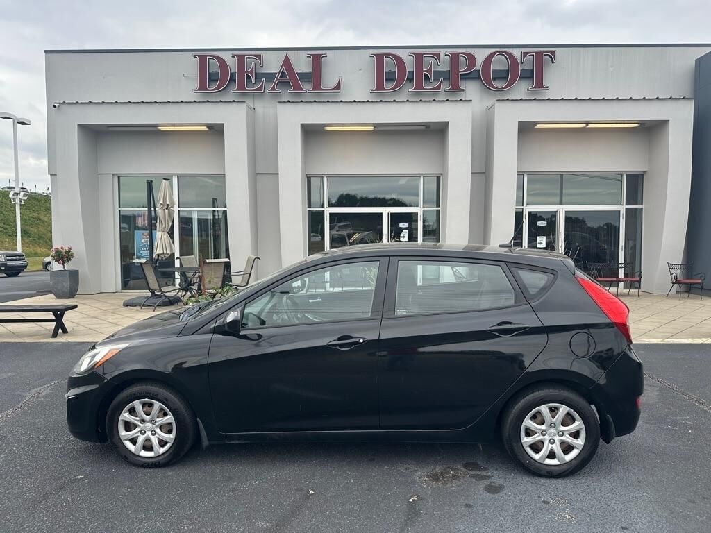 2014 HYUNDAI Accent