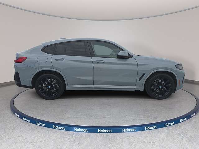 2023 BMW X4