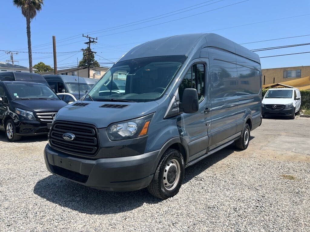 2019 FORD Transit