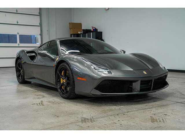 2017 FERRARI 488 GTB