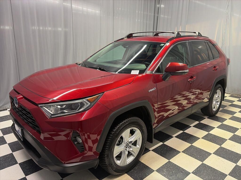 2020 TOYOTA RAV4