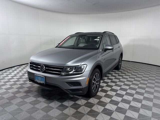 2020 VOLKSWAGEN Tiguan