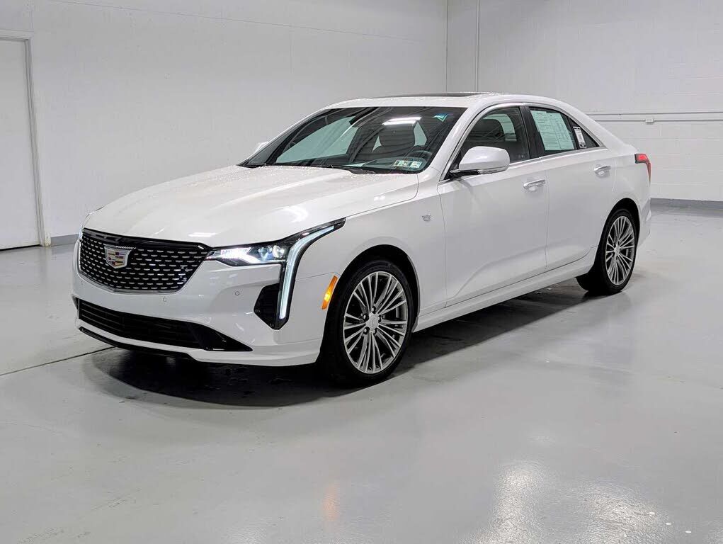 2023 CADILLAC CT4