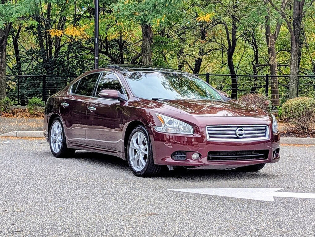 2014 NISSAN Maxima