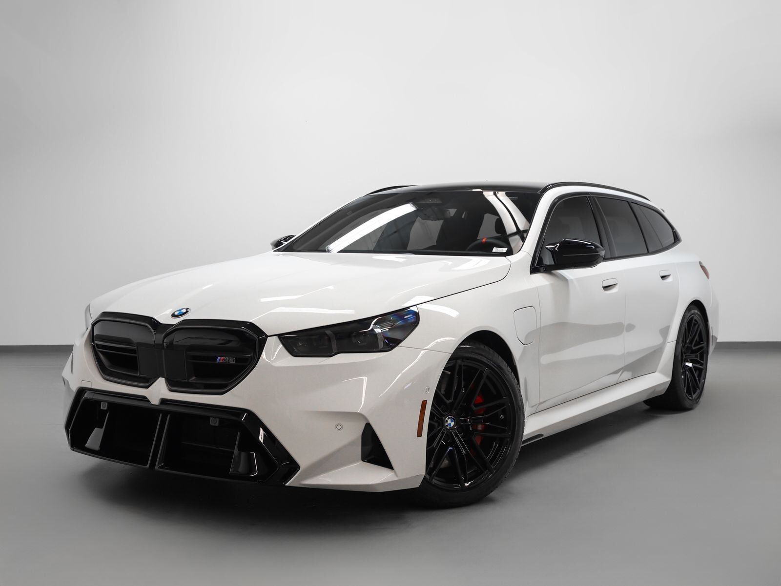 2025 BMW M5