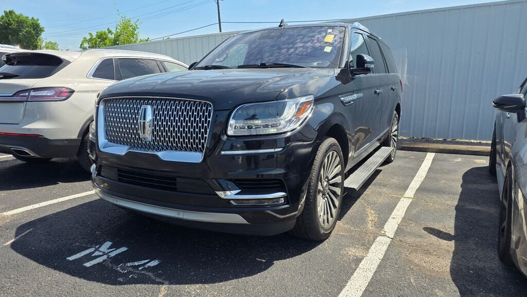 2019 LINCOLN Navigator