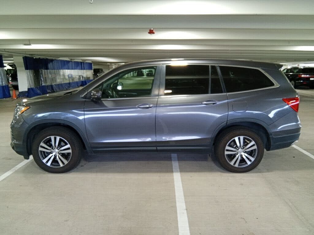 2016 HONDA Pilot