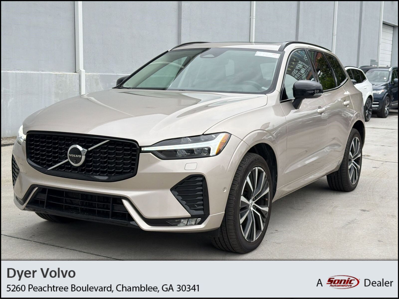 2024 VOLVO XC60