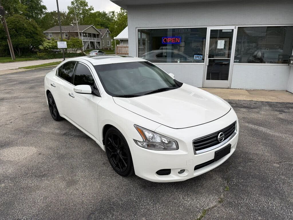 2013 NISSAN Maxima