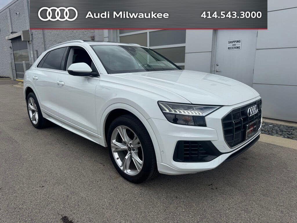 2023 AUDI Q8