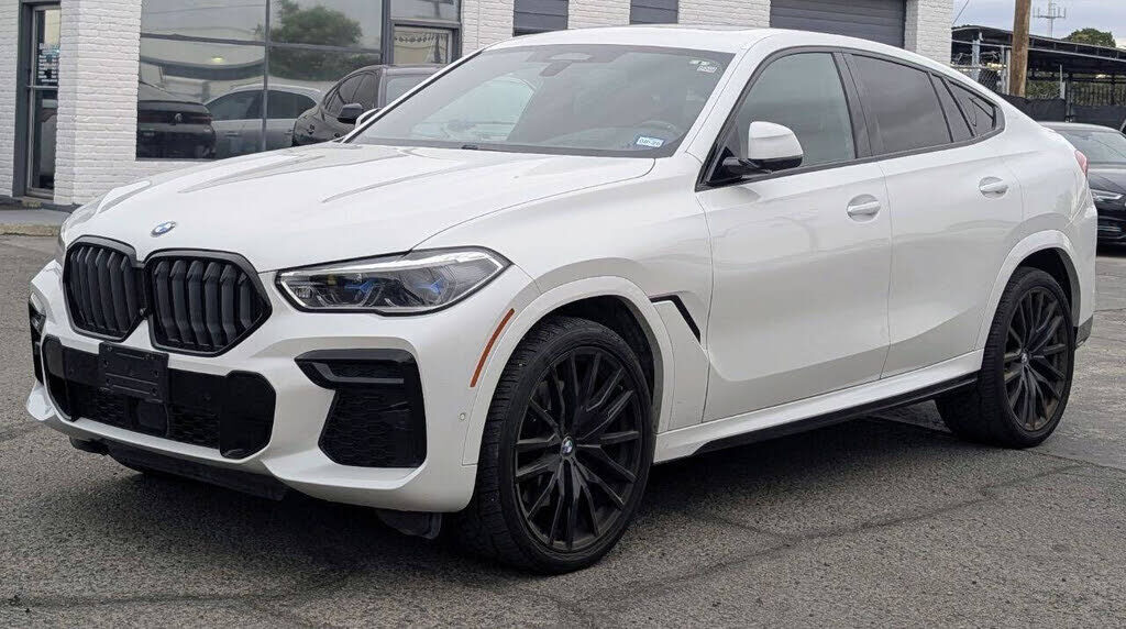 2022 BMW X6
