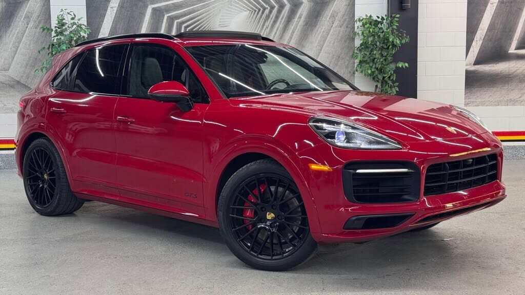 2021 PORSCHE Cayenne