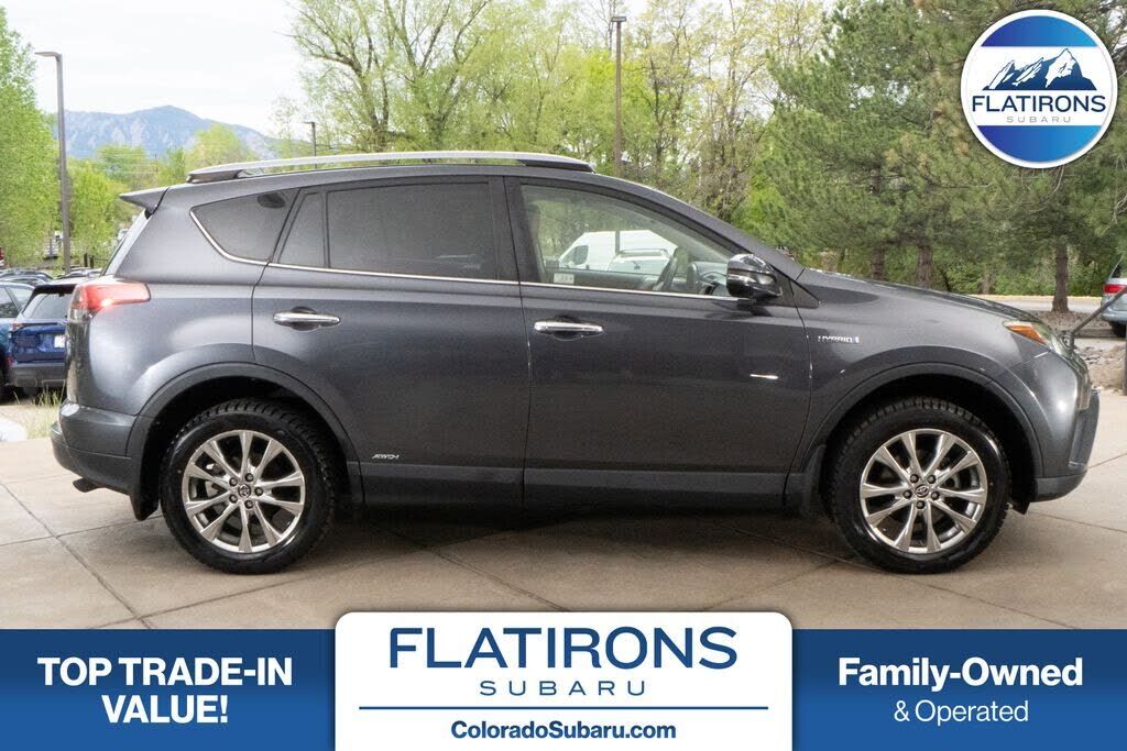 2017 TOYOTA RAV4