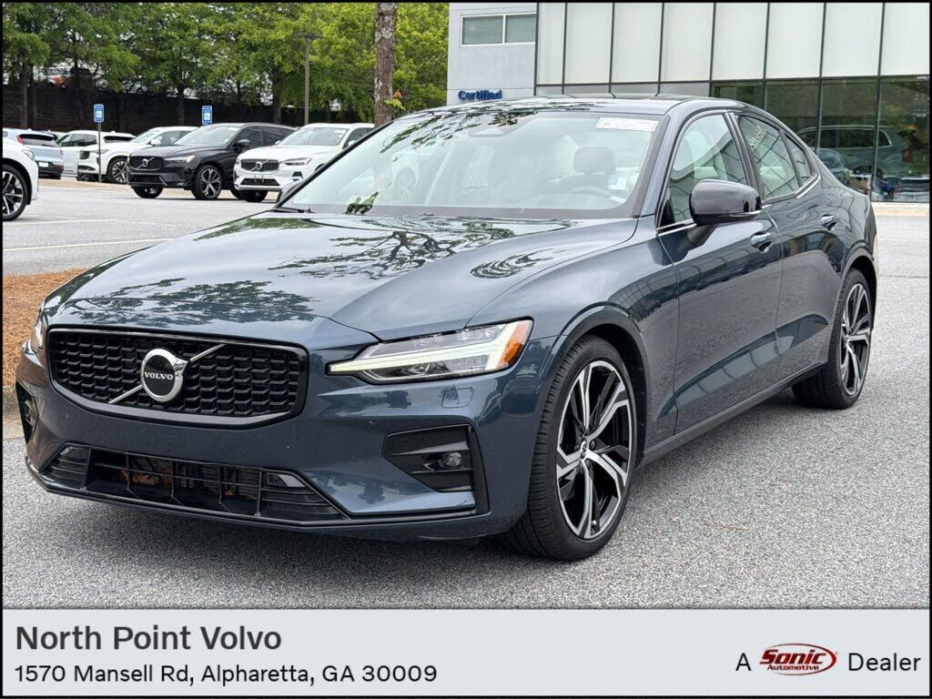 2024 VOLVO S60