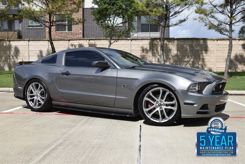 2013 FORD Mustang