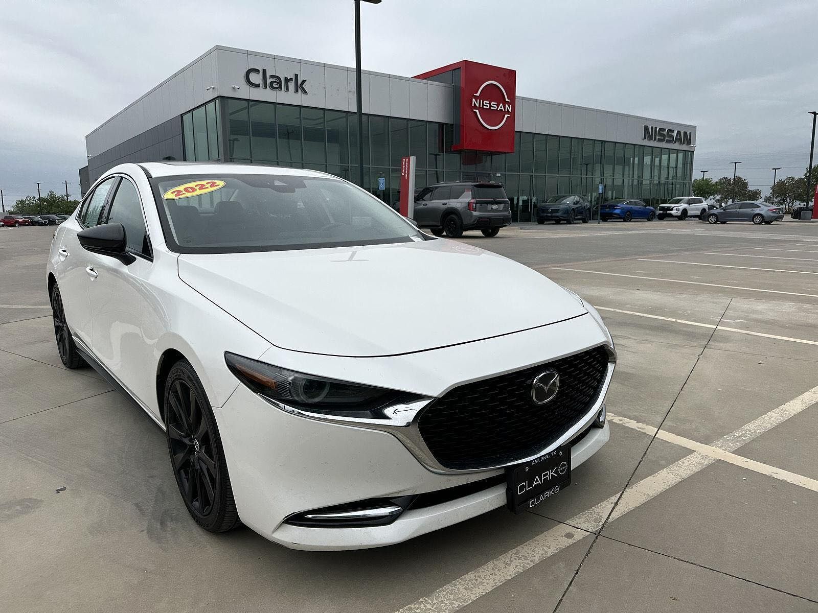 2022 MAZDA Mazda3