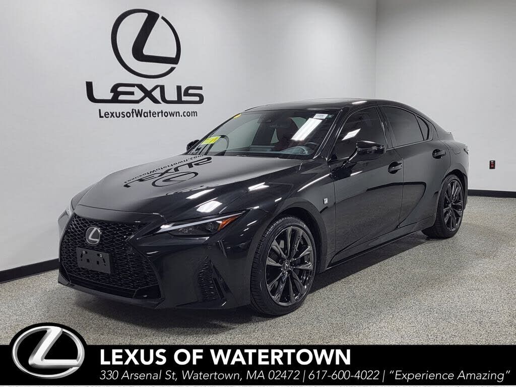 2025 LEXUS IS