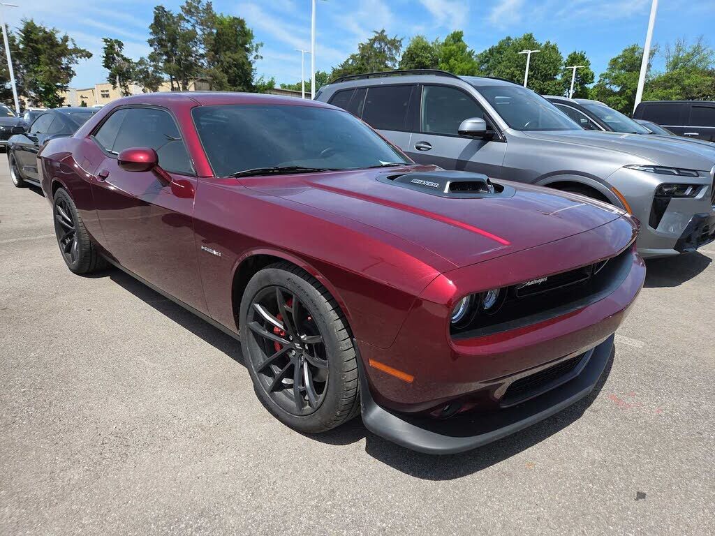 2021 DODGE Challenger